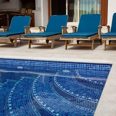 فيلة Luxury With Private Swimming Pool In Vabriga